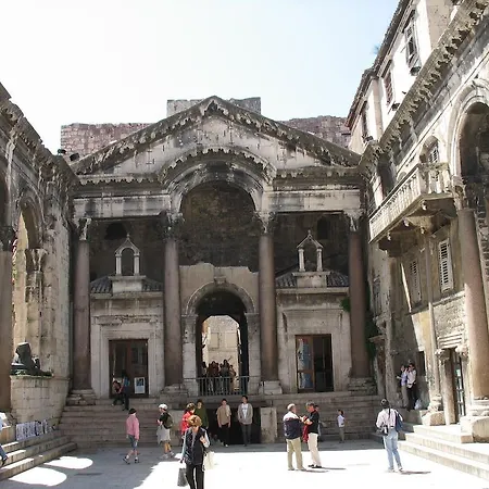 Piaceta 4* Split
