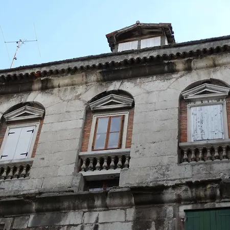 Piaceta Split