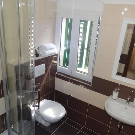 Guest house Piaceta 4*